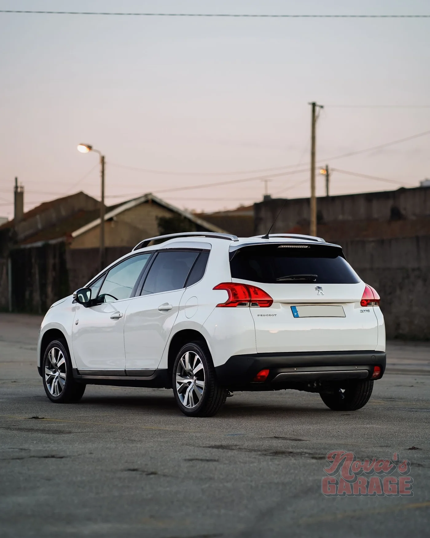 2008WhiteXWay Exterior 4x5 14