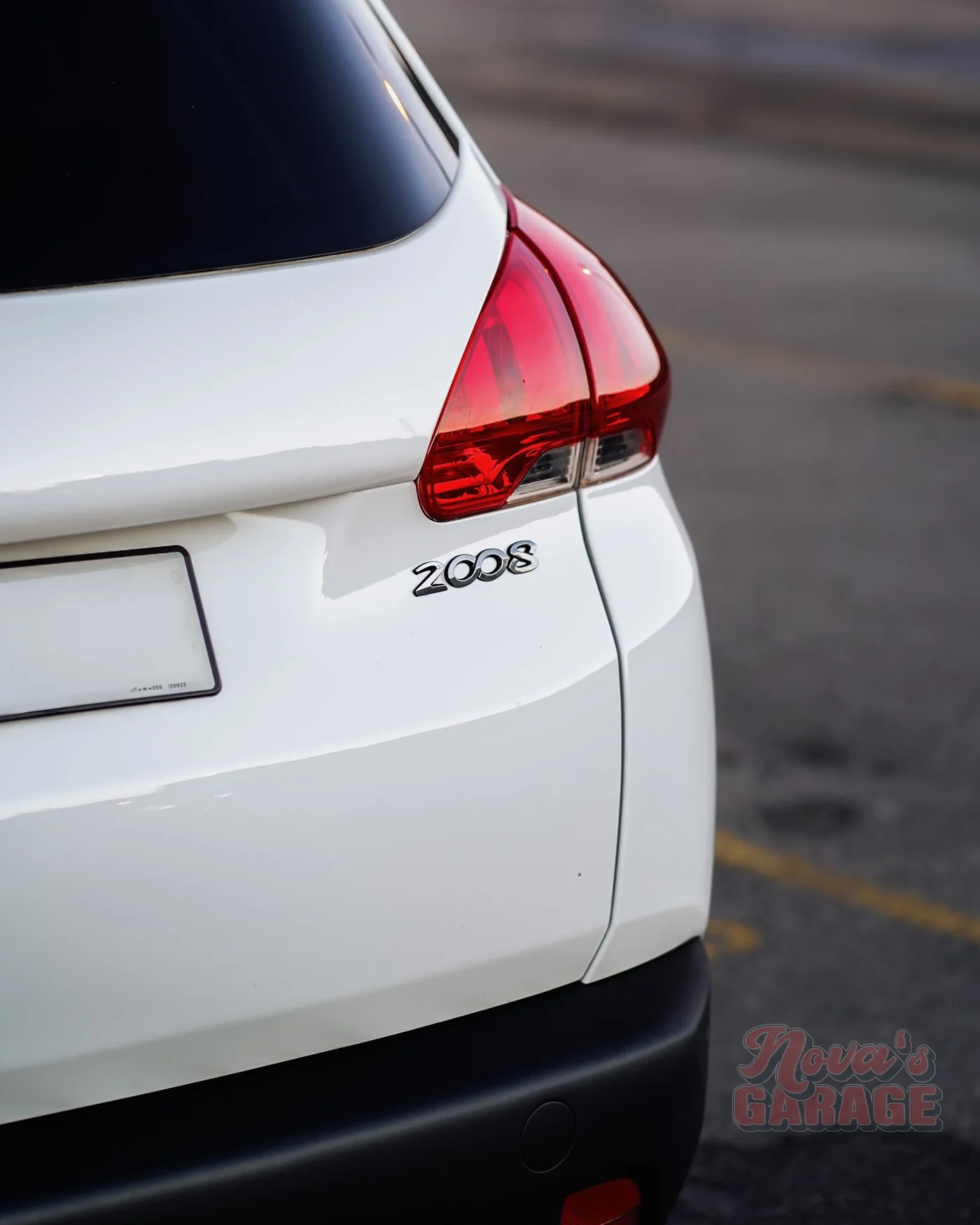 2008WhiteXWay Exterior 4x5 17