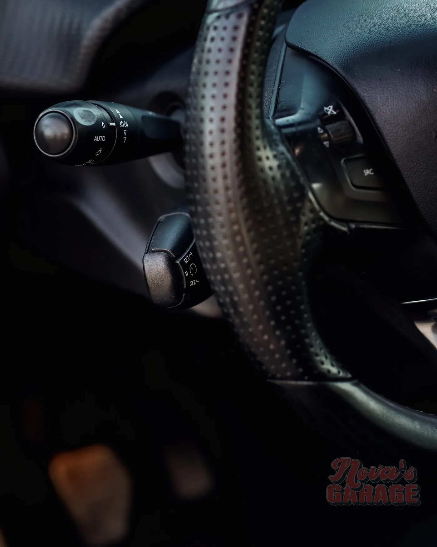 2008WhiteXWay Interior 4x5 32