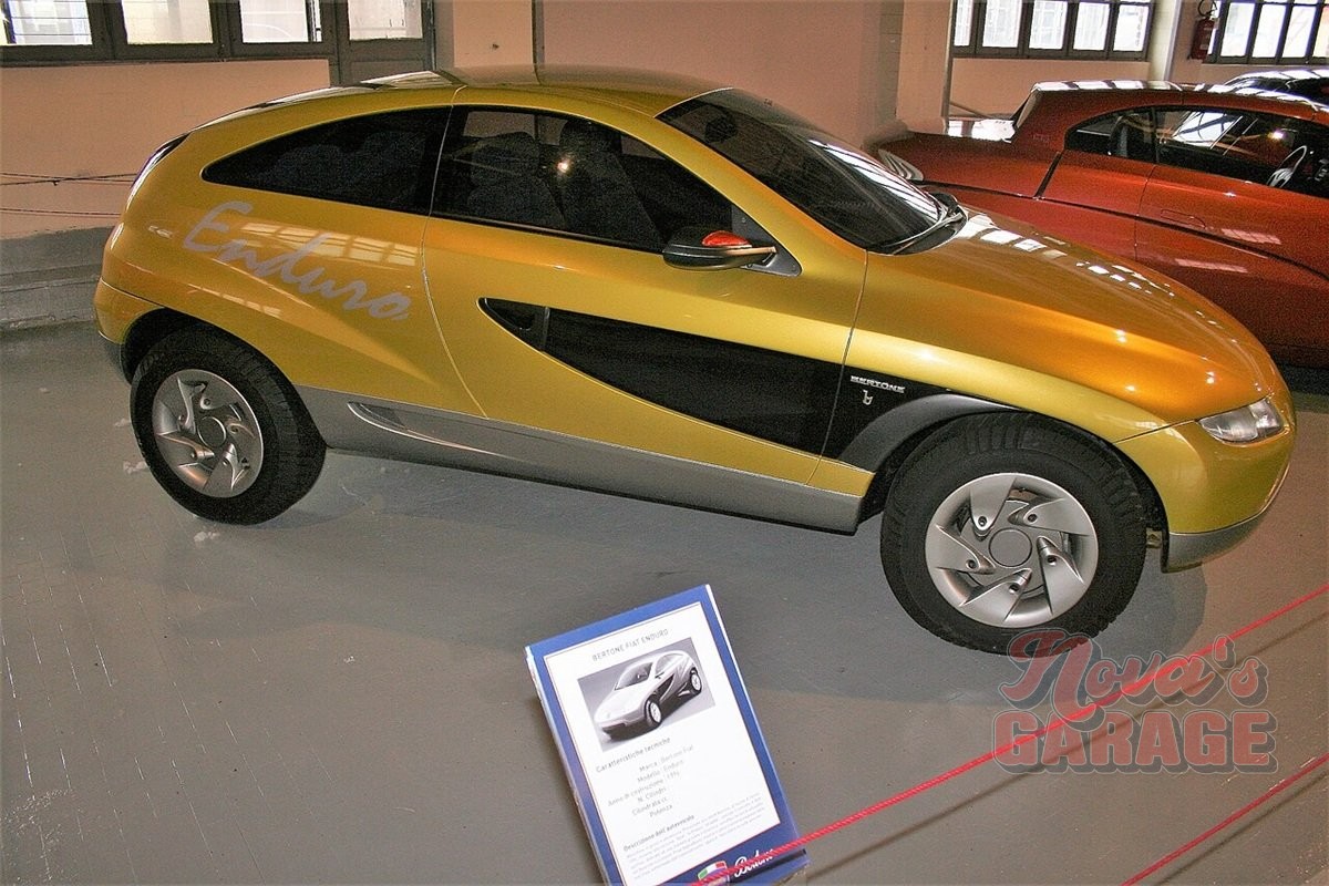 Bertone190 (40154113860)
