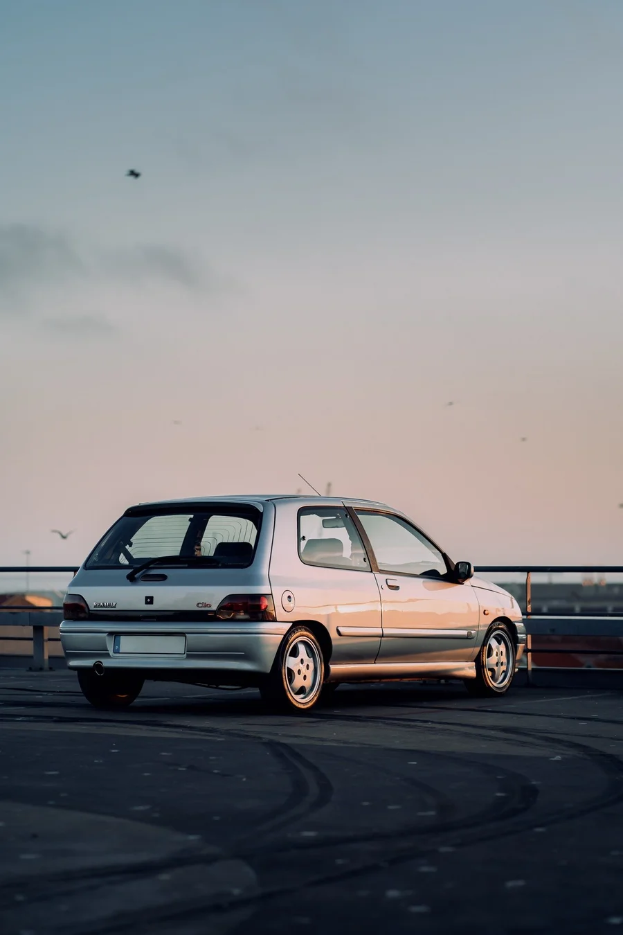 Clio RTI Exterior 13