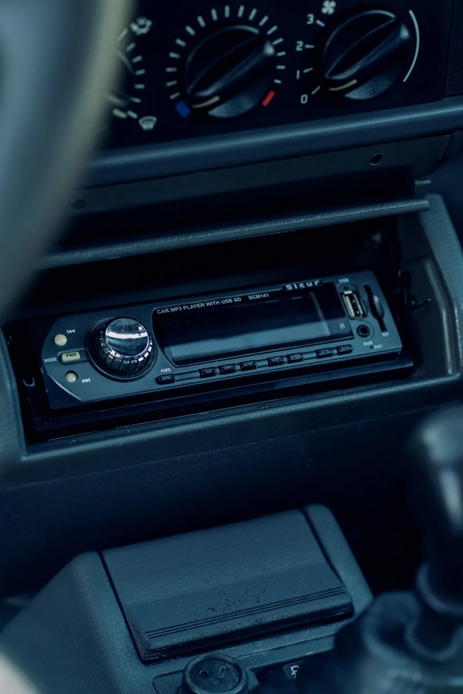 Clio RTI Interior 12