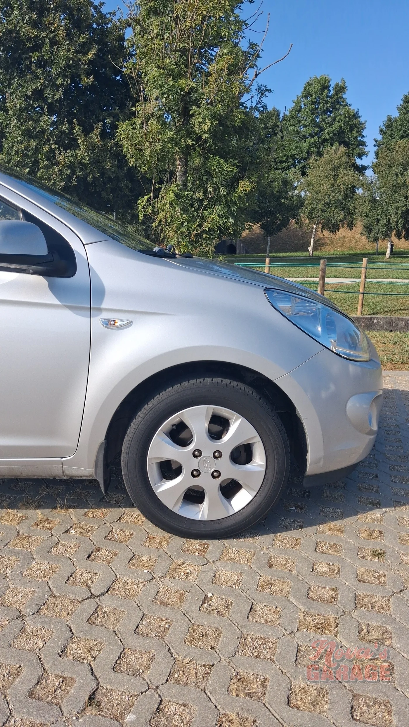 Exterior 12 8