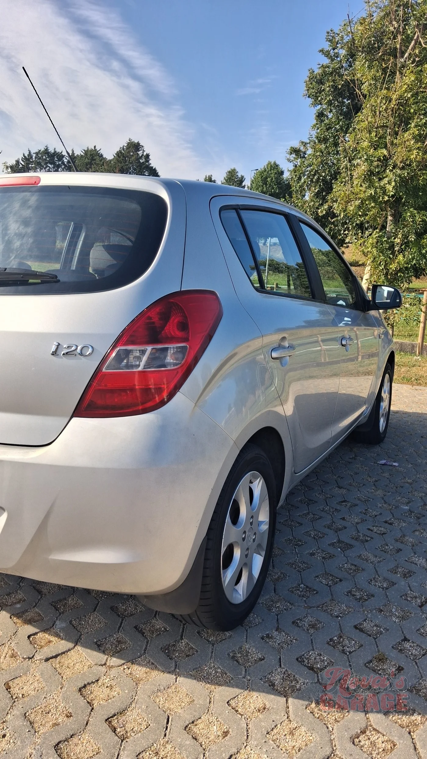 Exterior 15 6