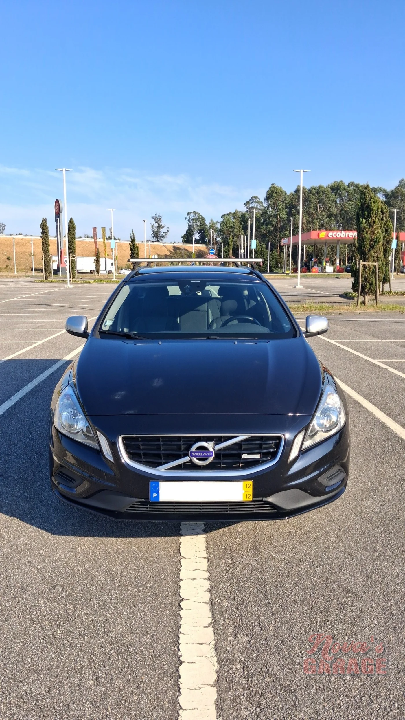 Exterior 3 9