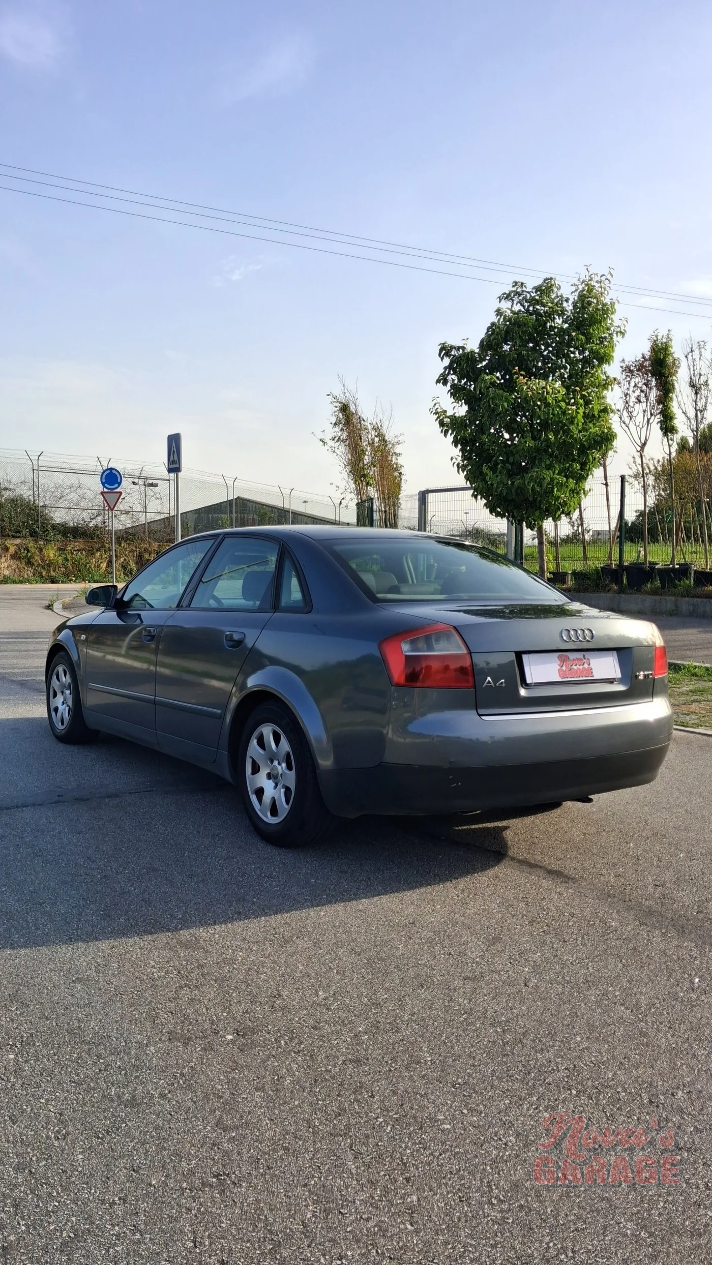 Exterior 8 4