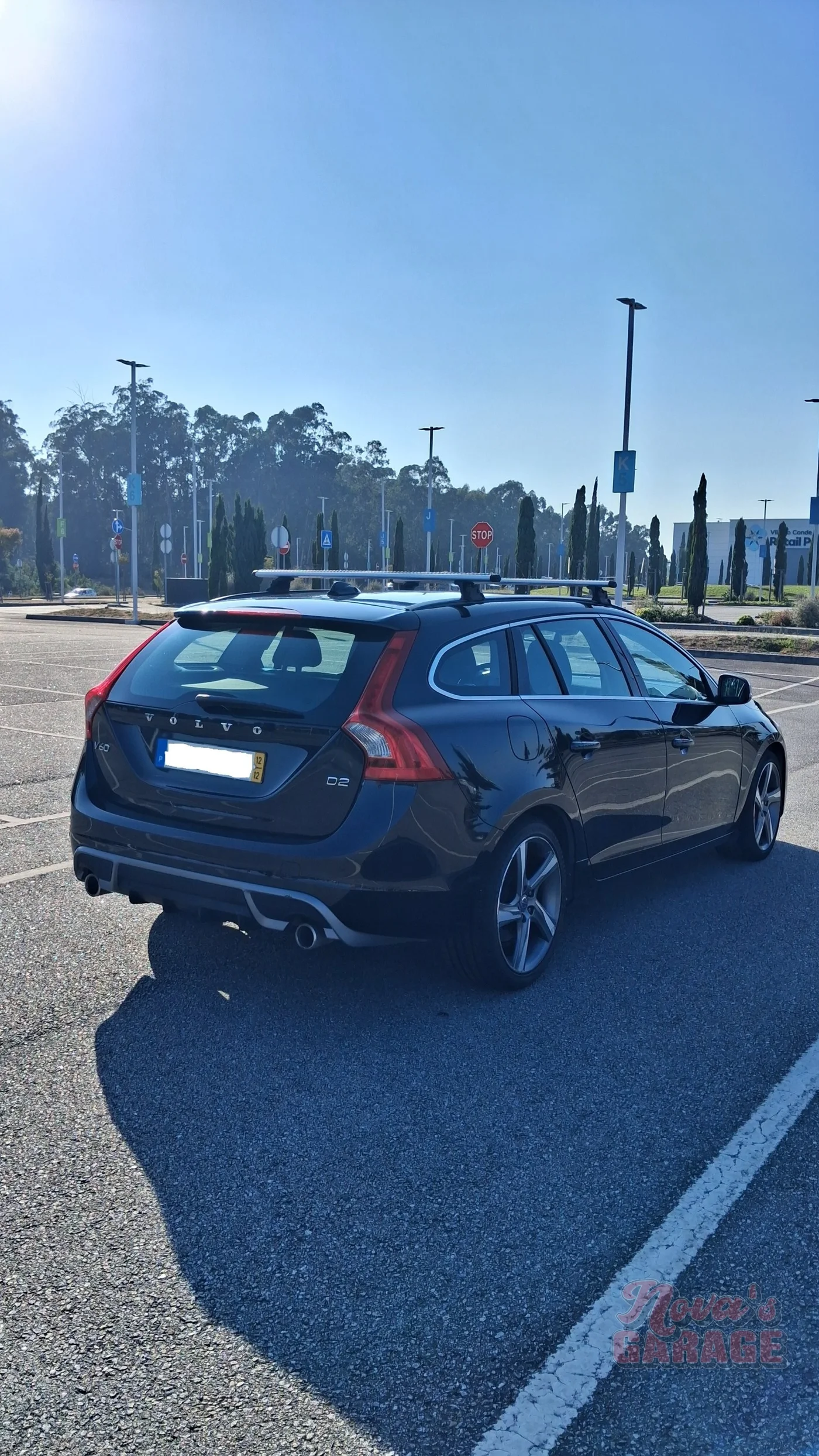 Exterior 8 8