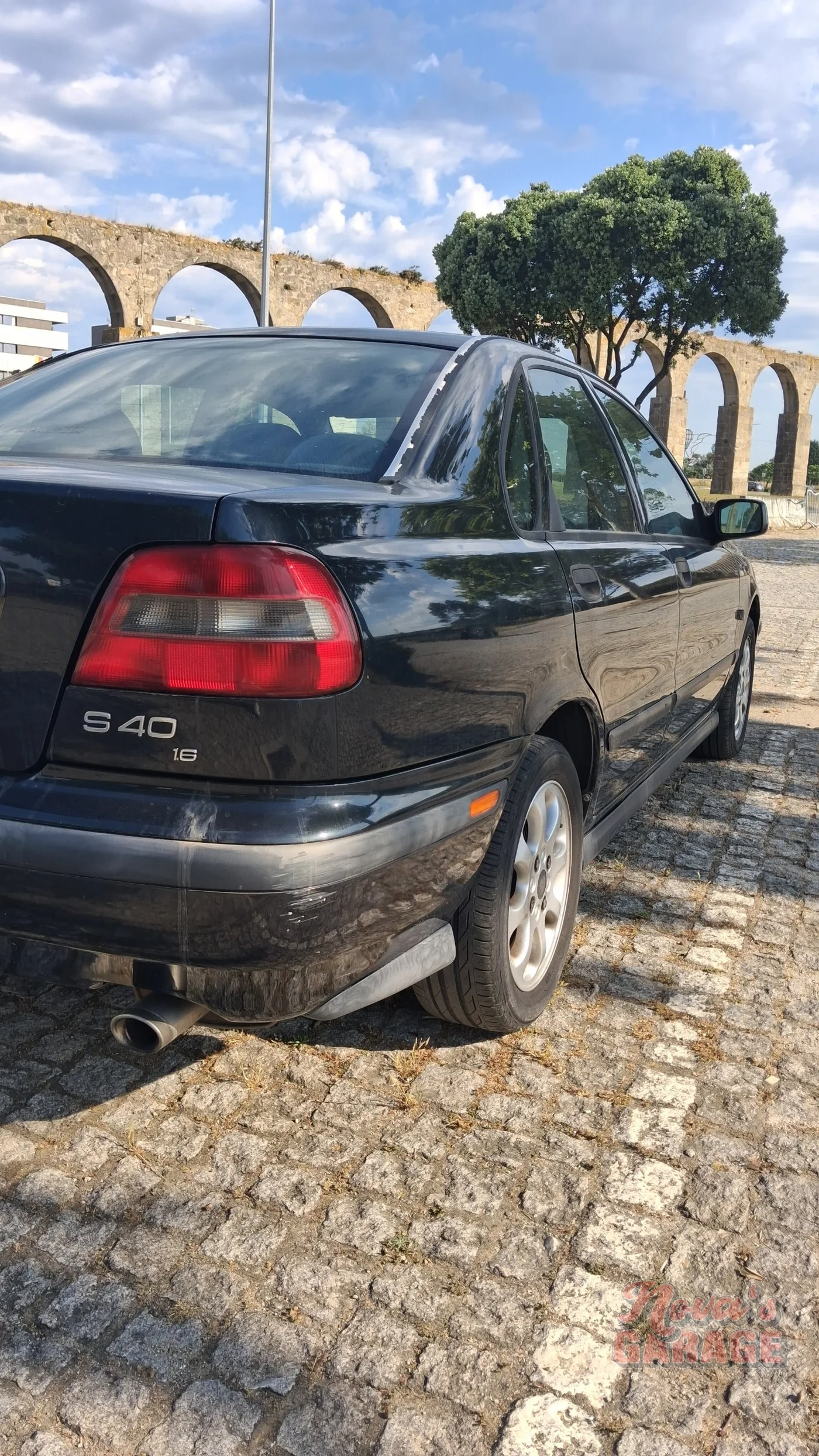 Exterior 8