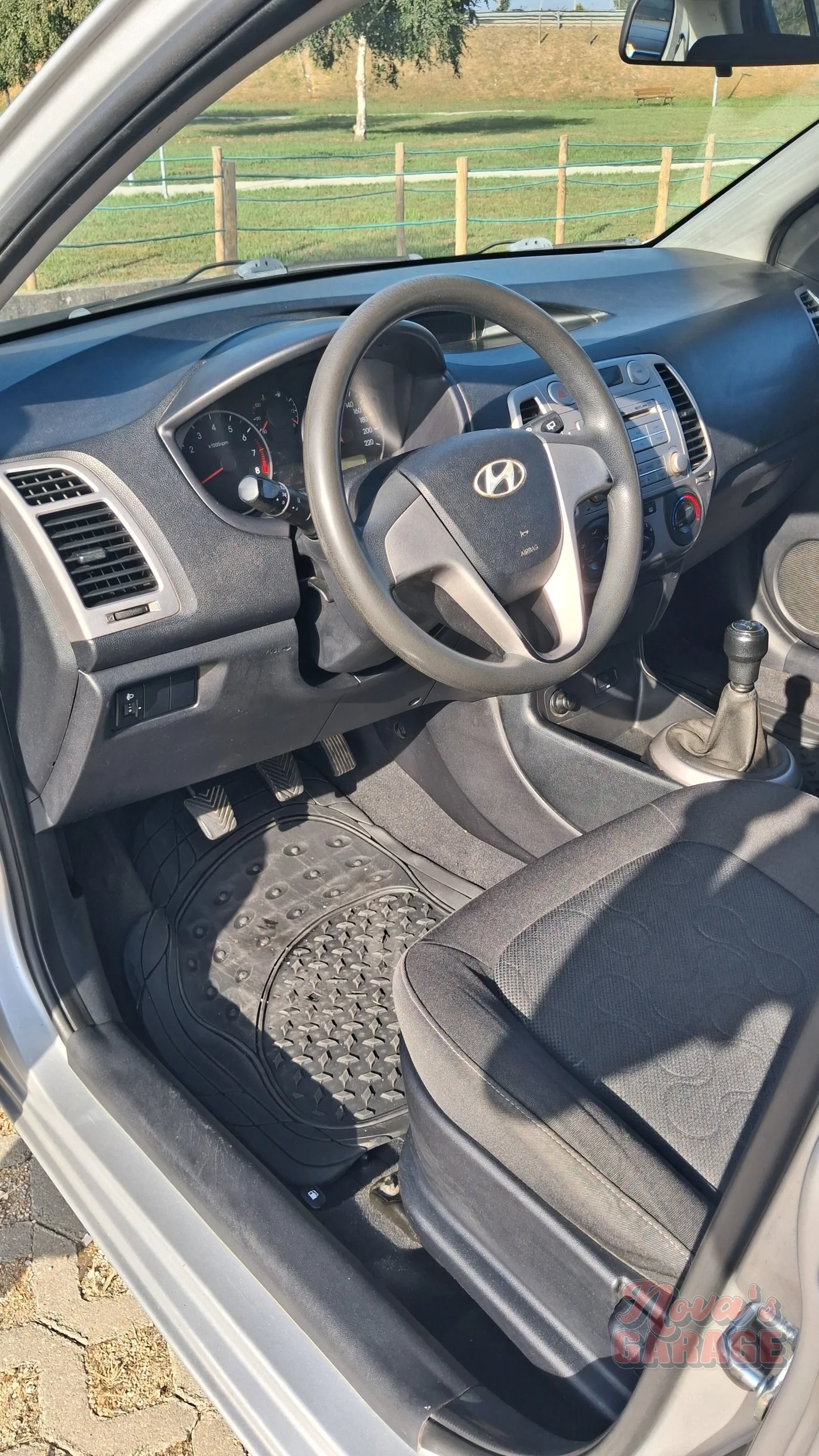 Interior 1 11