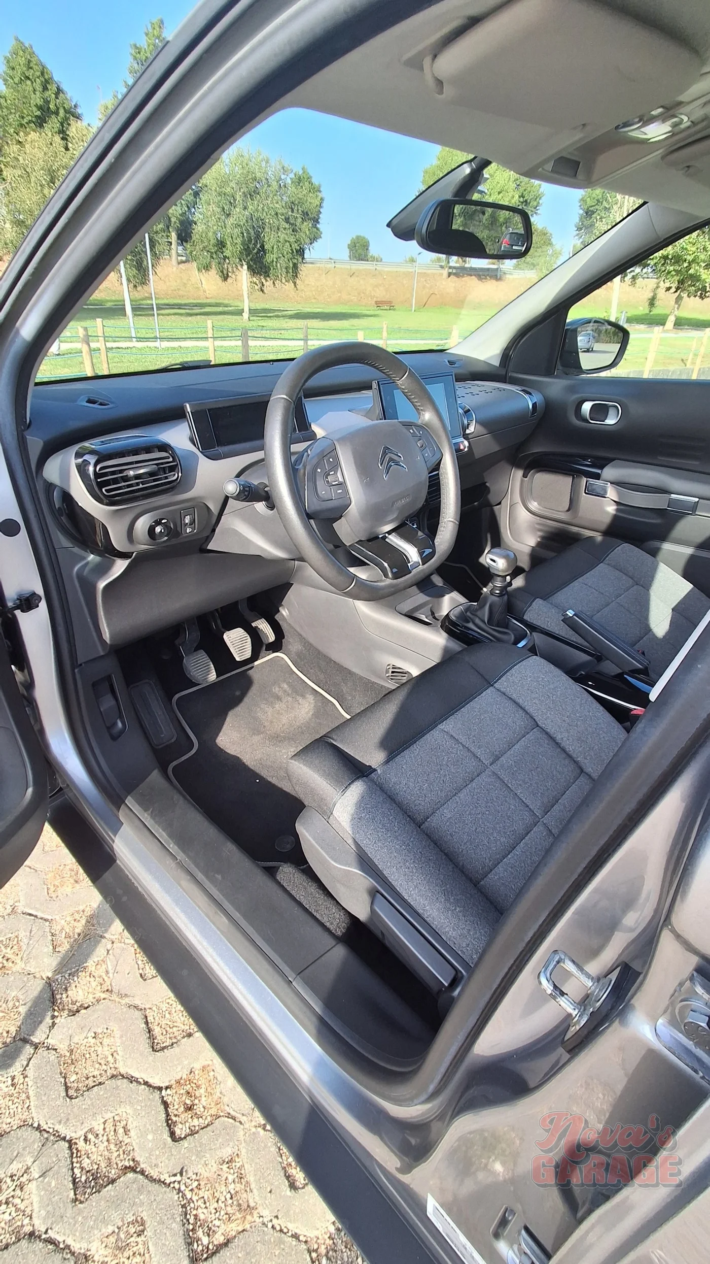 Interior 1 12