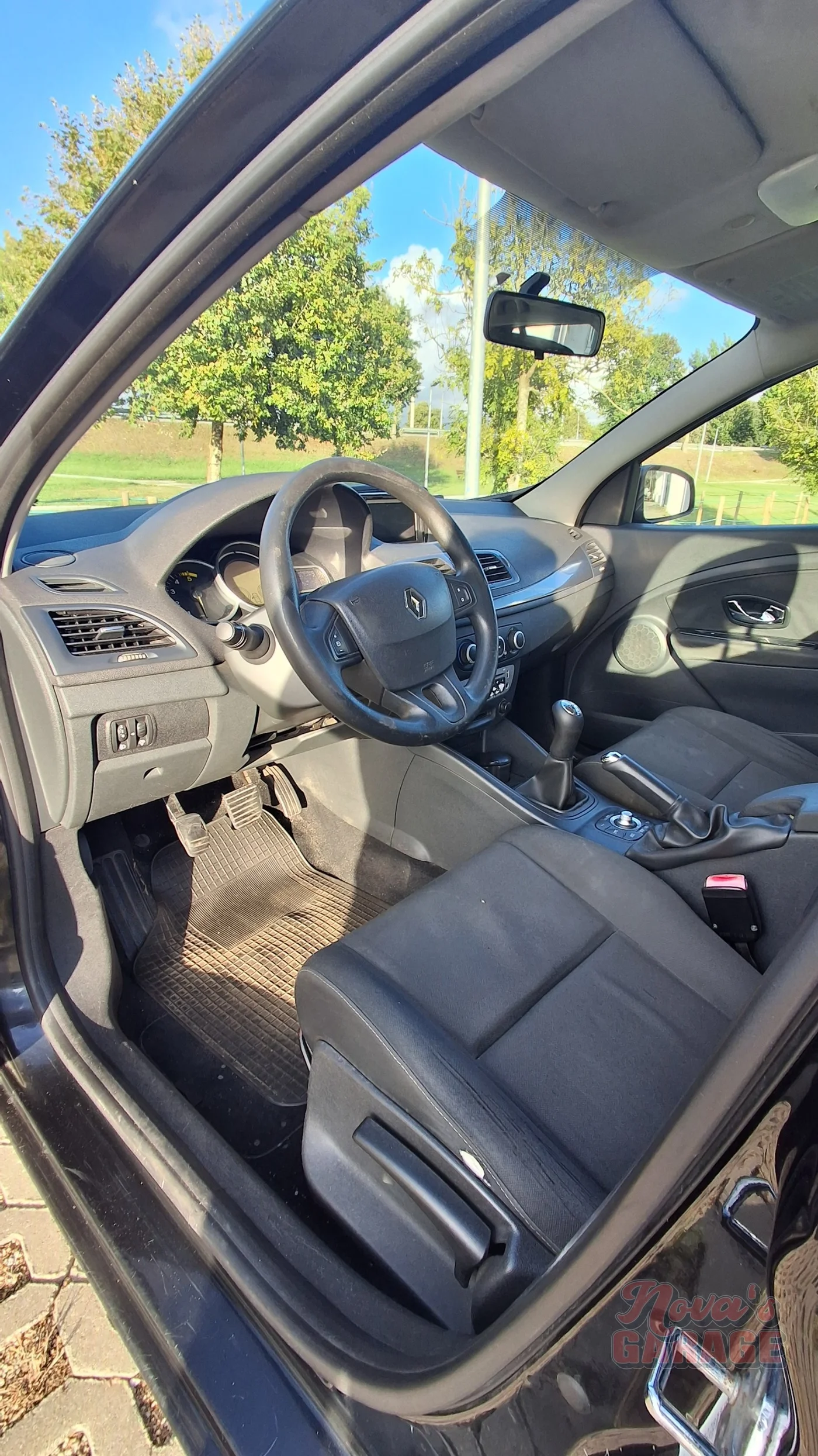 Interior 1 13