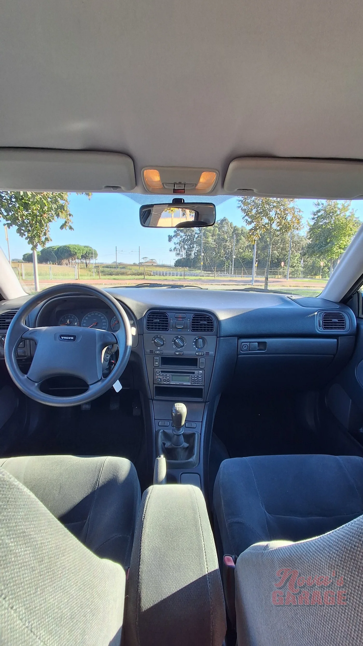 Interior 1 14