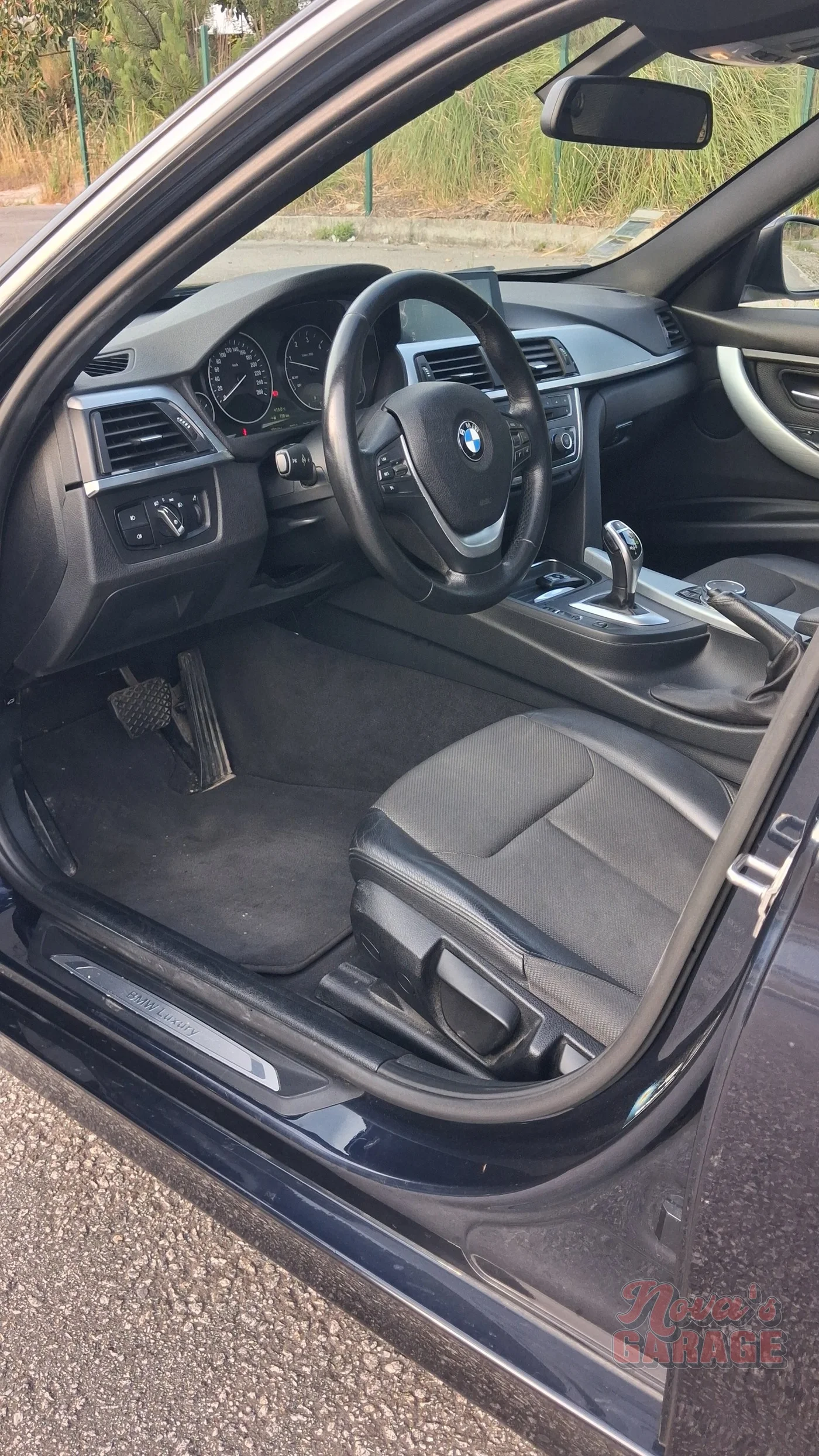 Interior 1 7