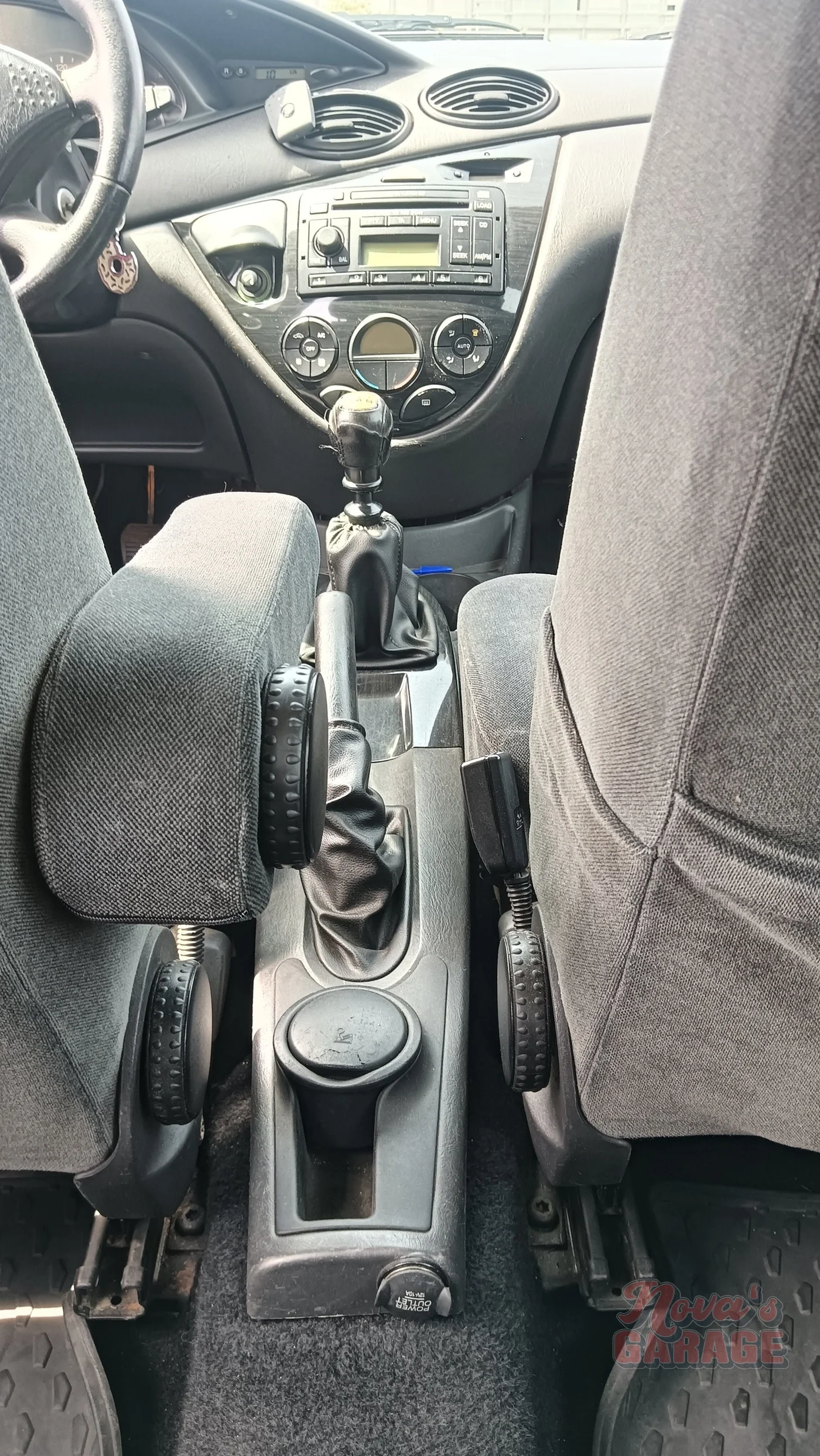 Interior 10 2