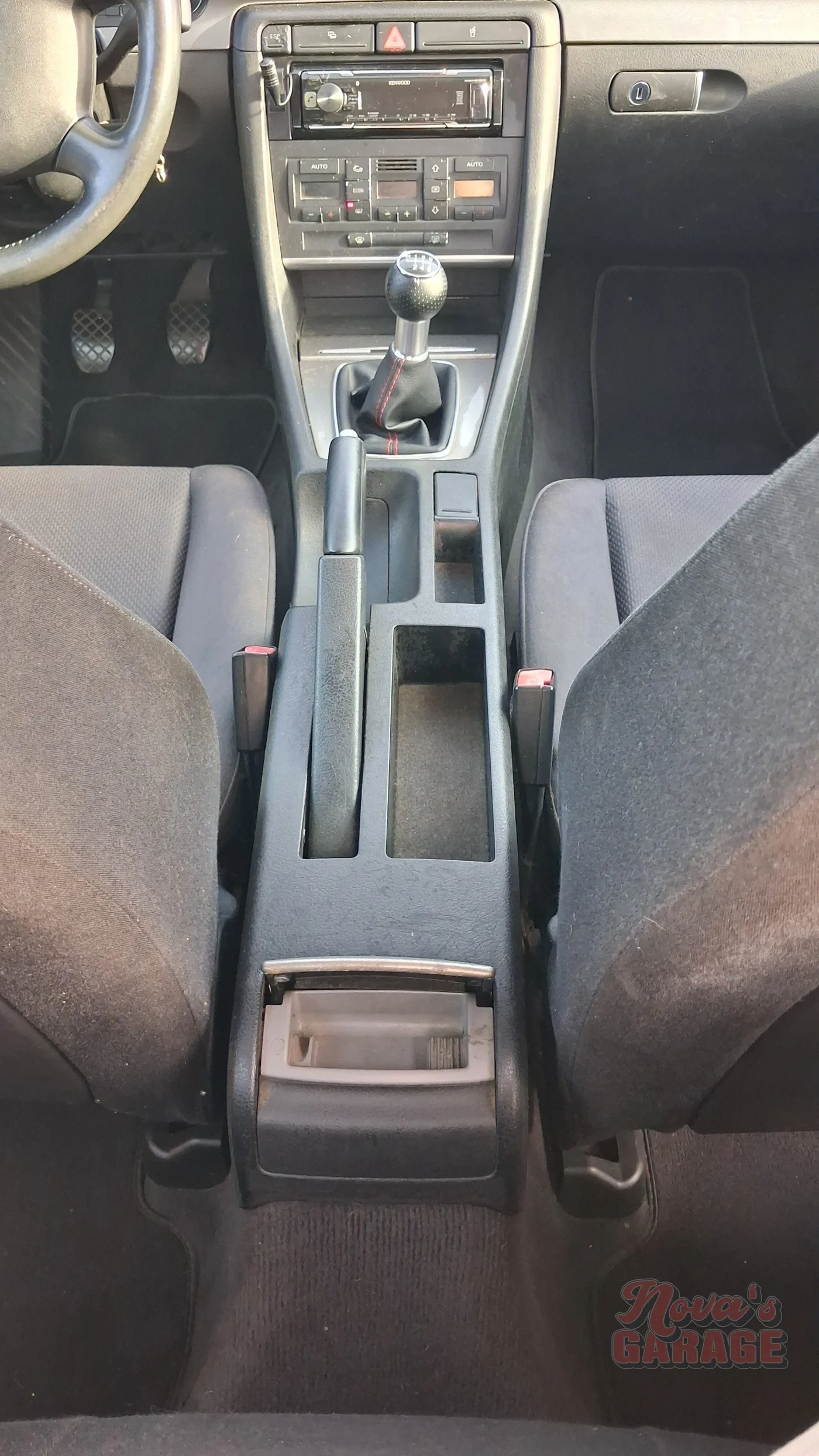 Interior 11 3