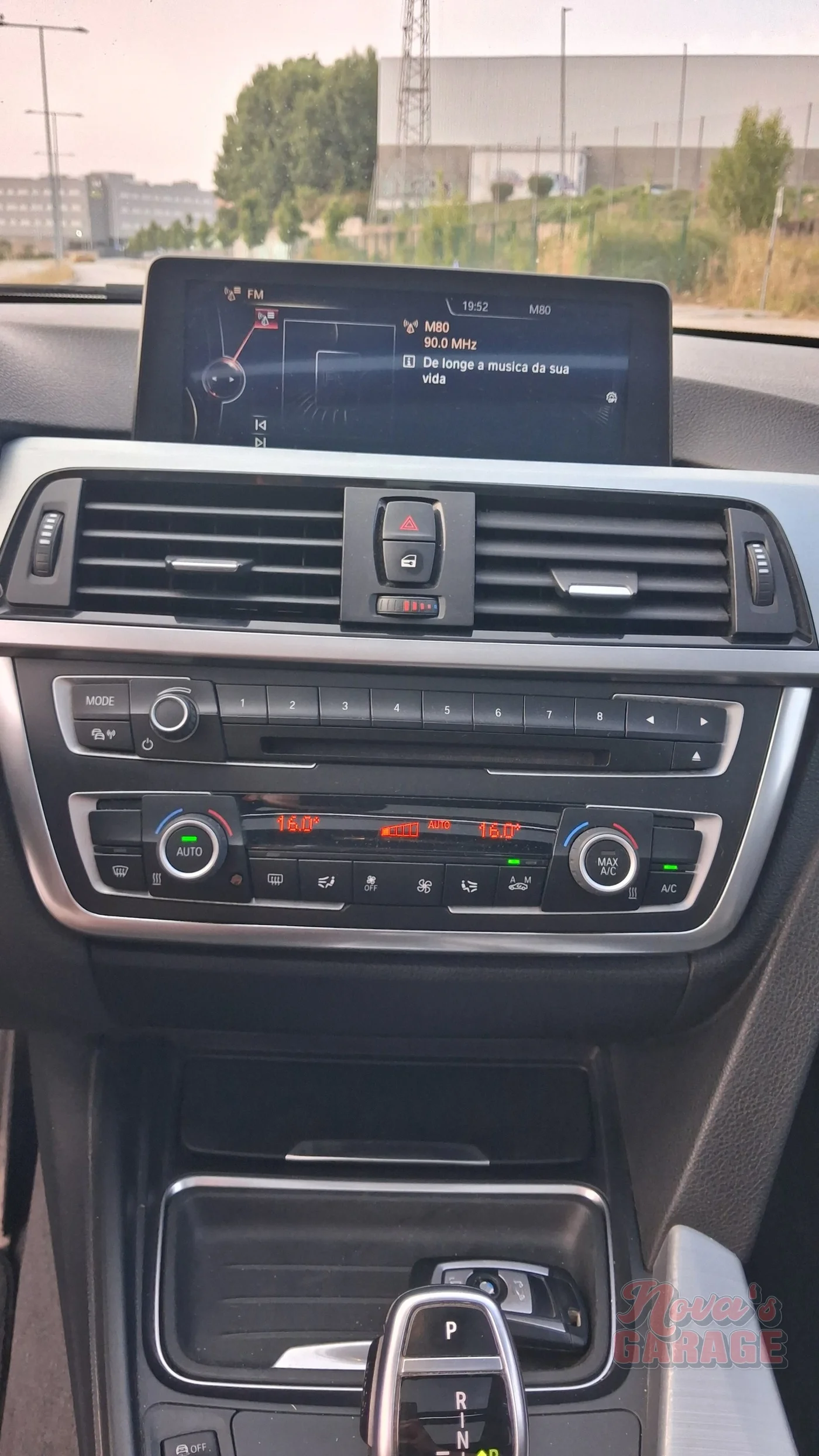Interior 11 5