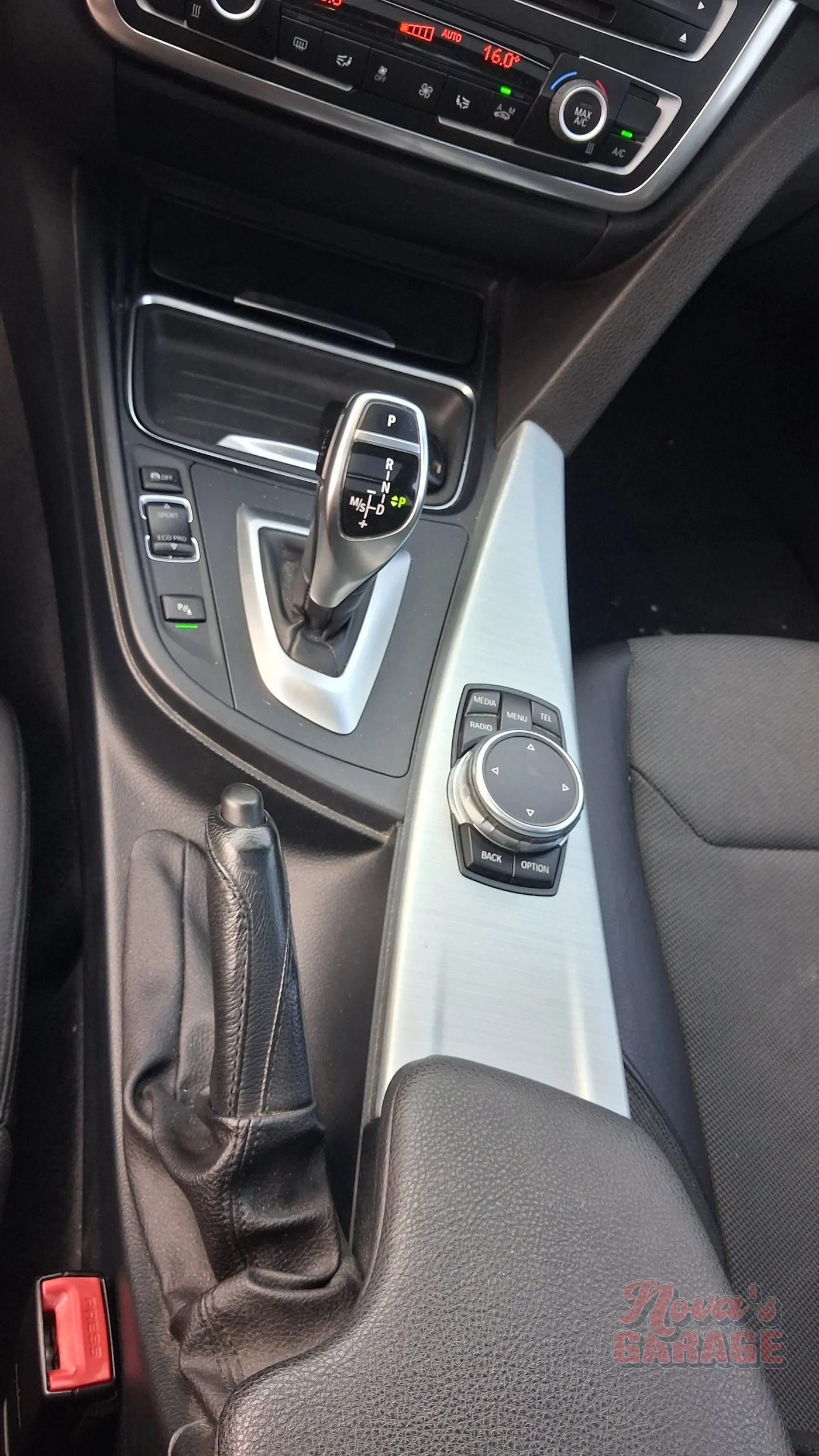 Interior 12 5