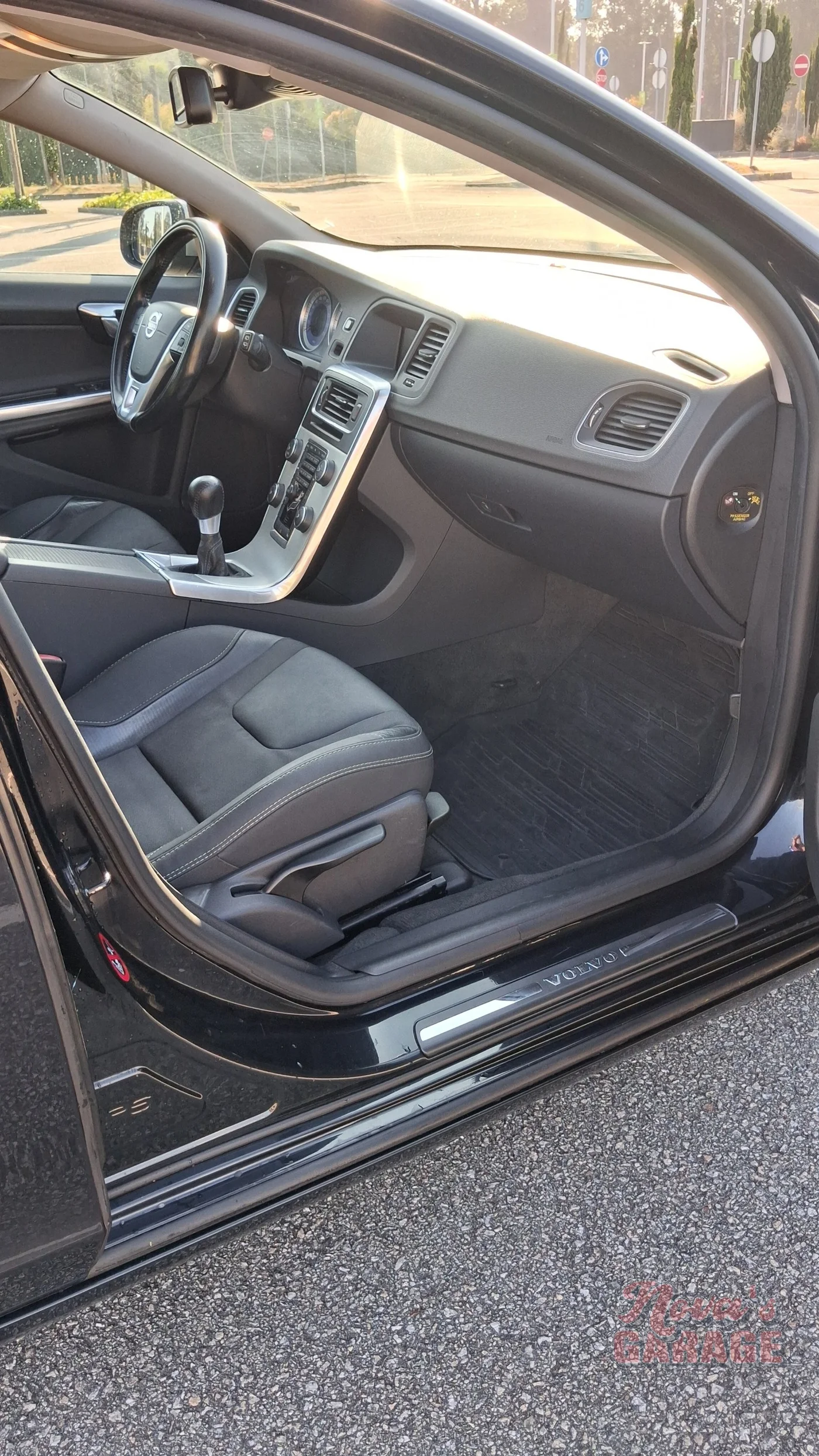 Interior 13 7