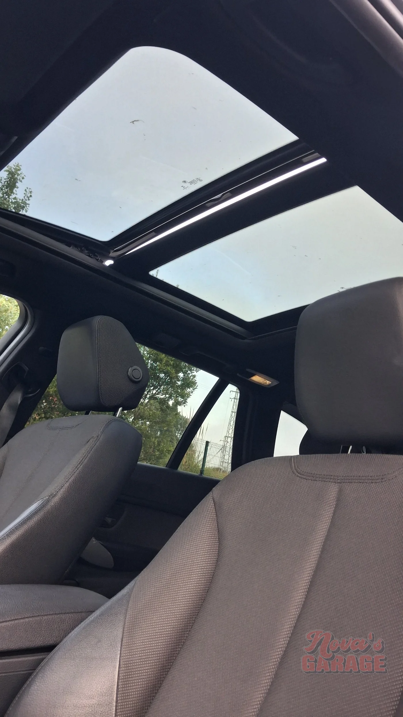Interior 14 4