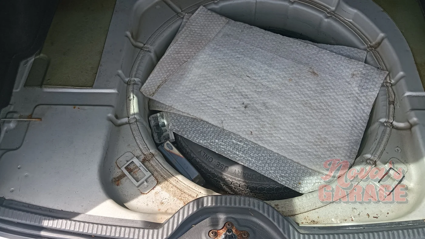 Interior 15