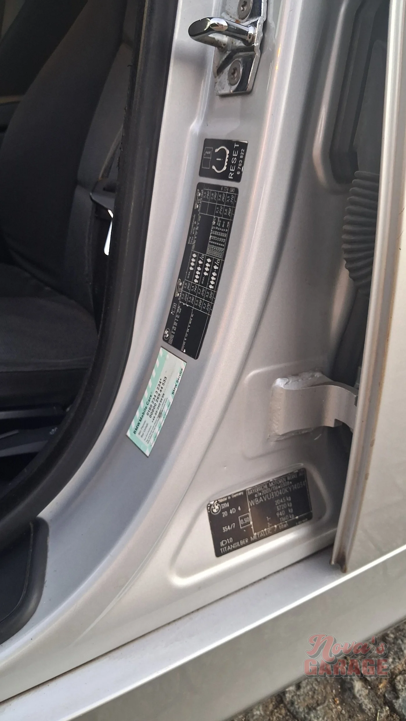 Interior 18 4