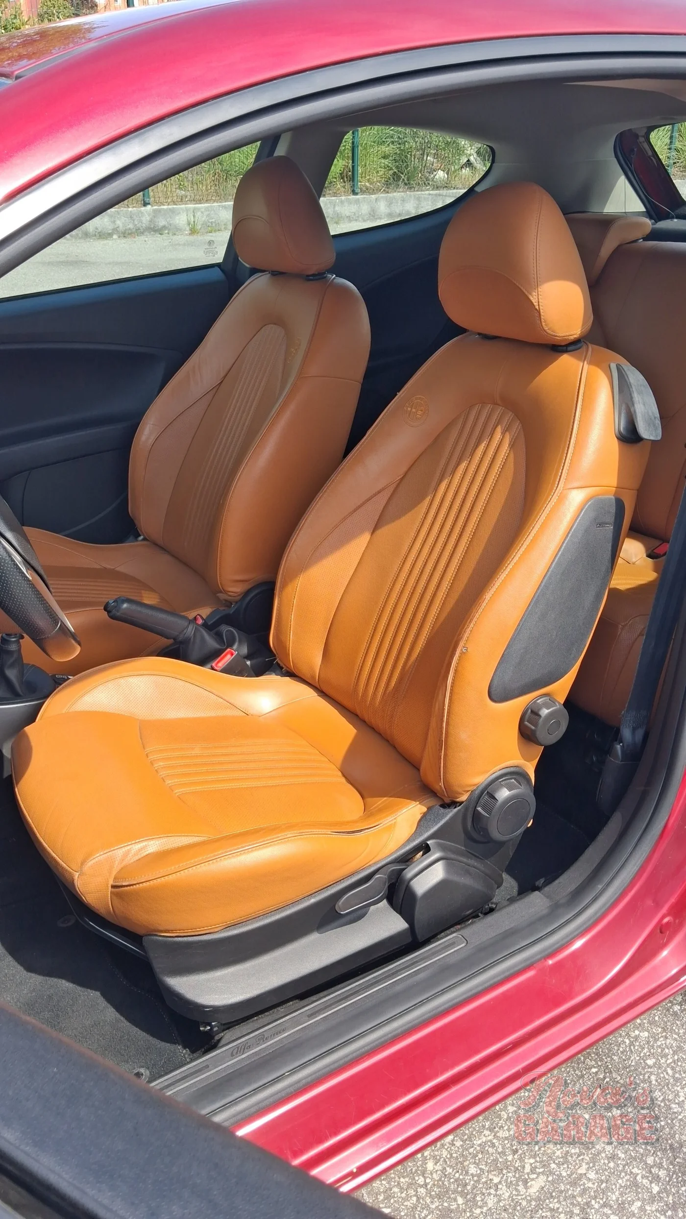 Interior 4 5
