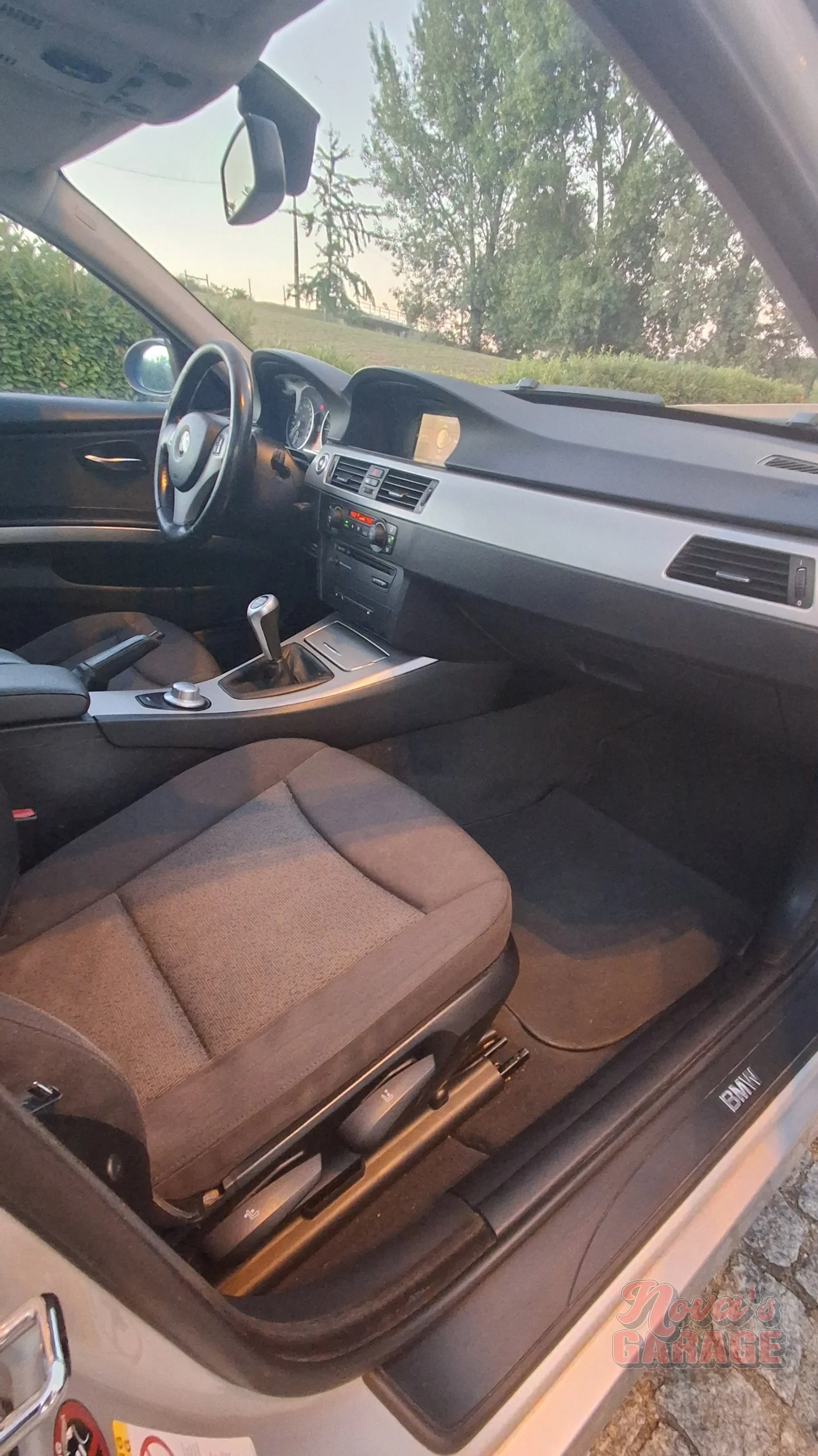 Interior 5 14