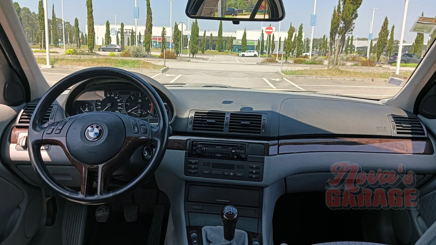 Interior 5 2