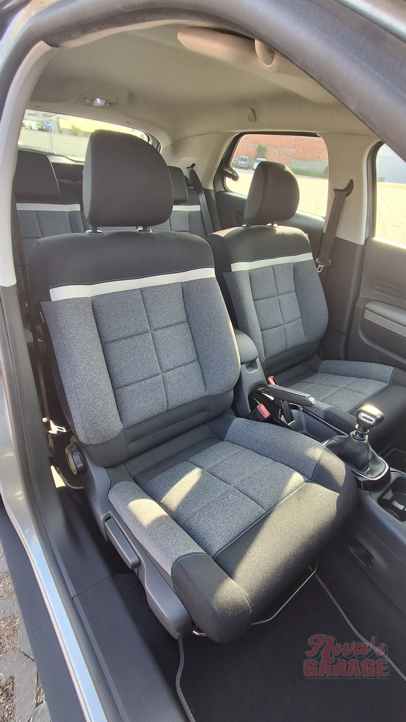 Interior 7 11