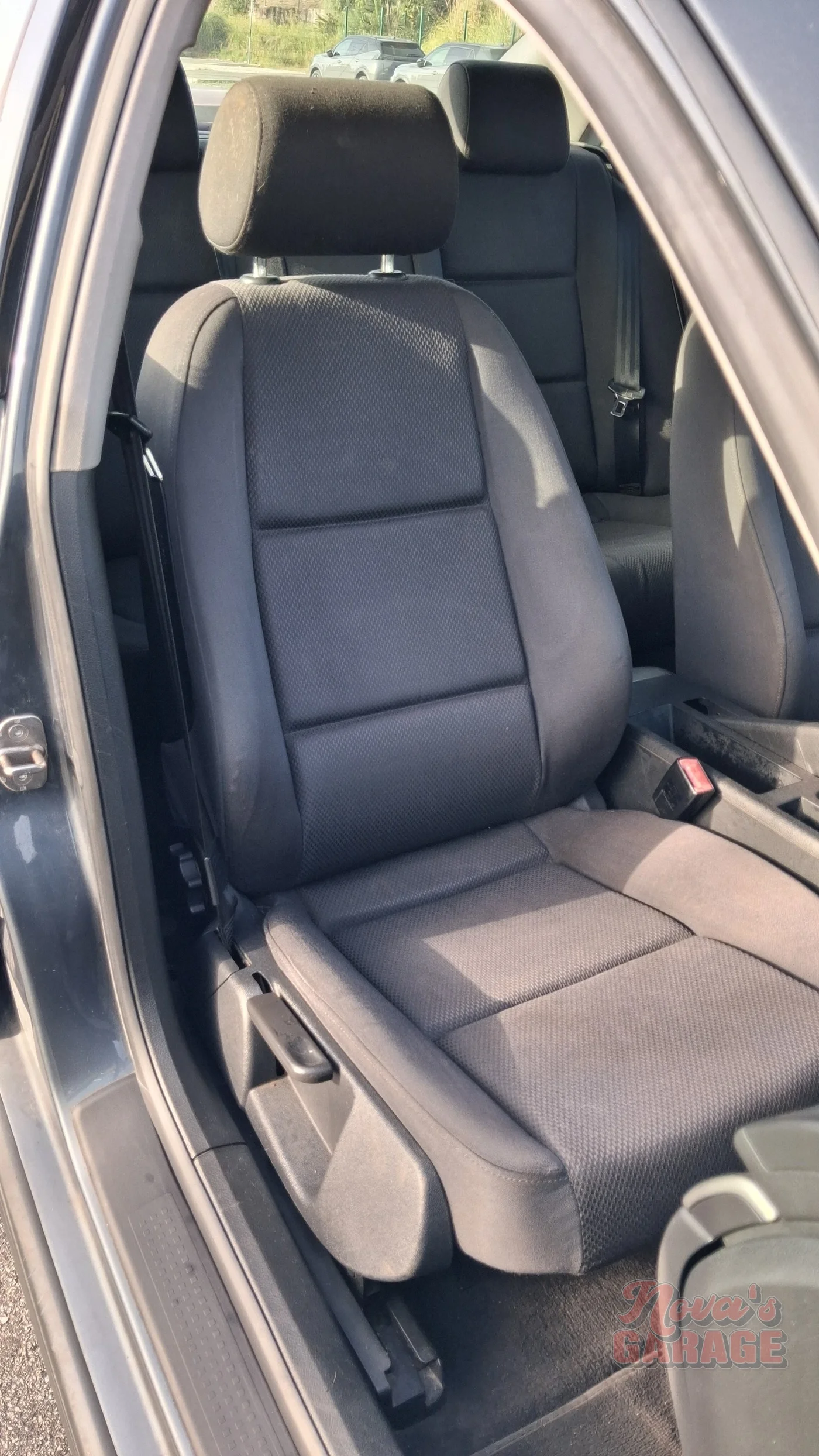 Interior 7 4