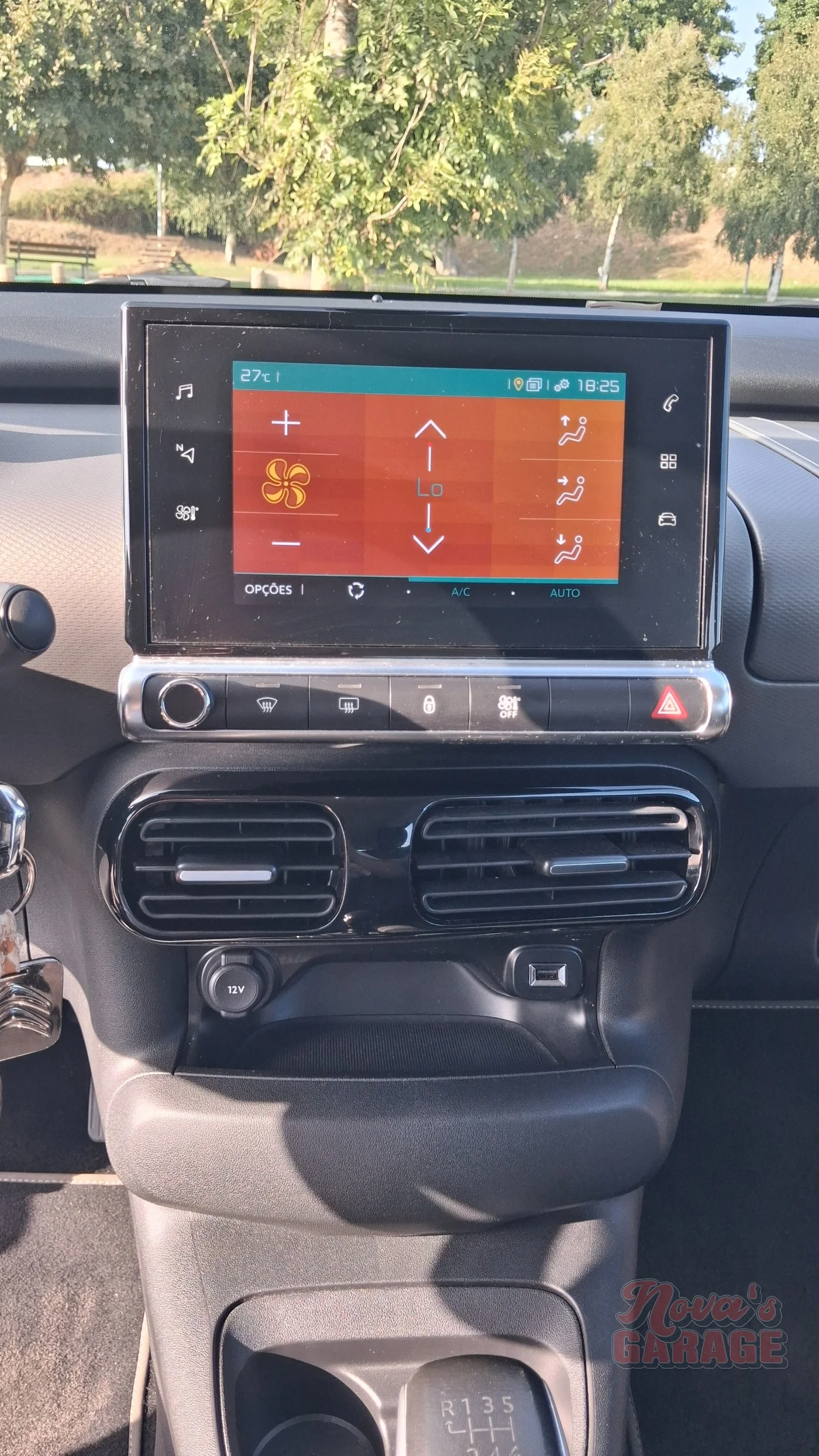 Interior 8 11