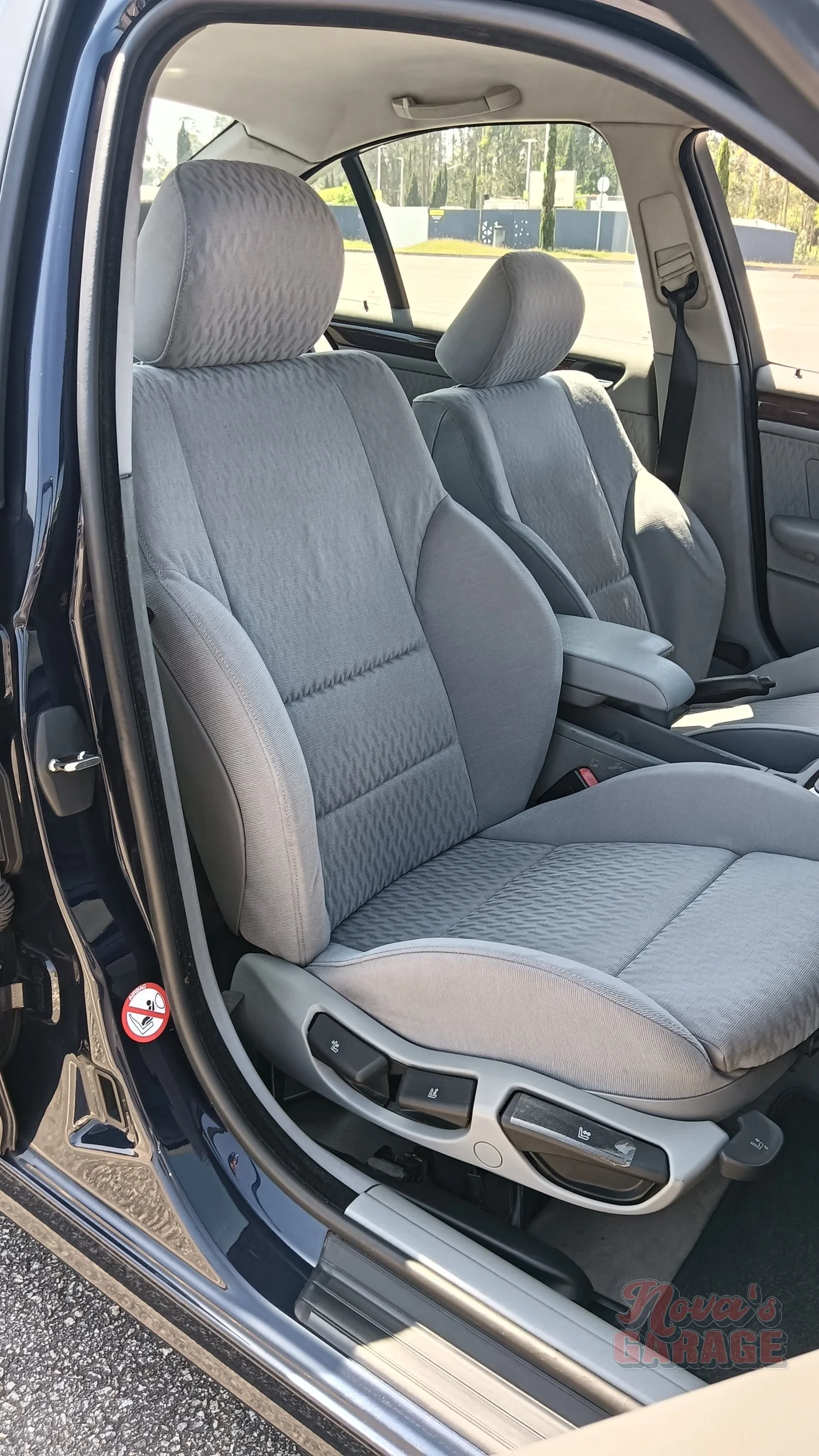 Interior 8 2