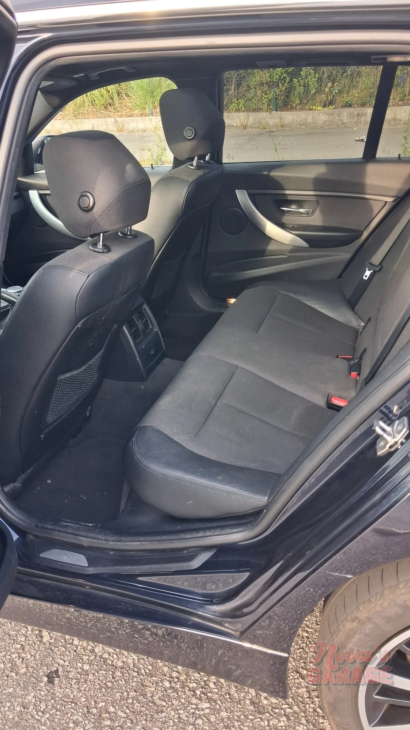 Interior 8 6