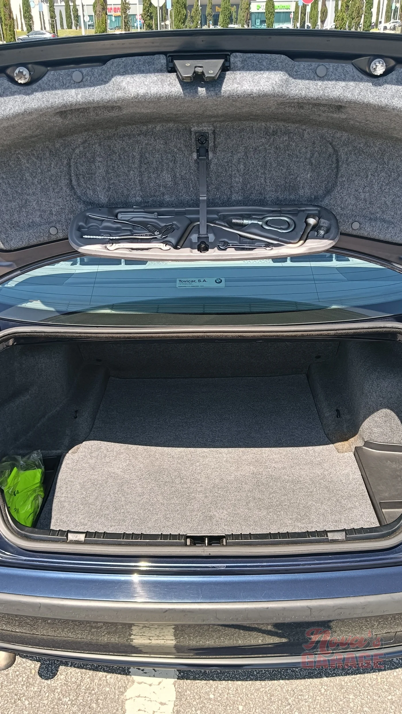 Interior 9 2