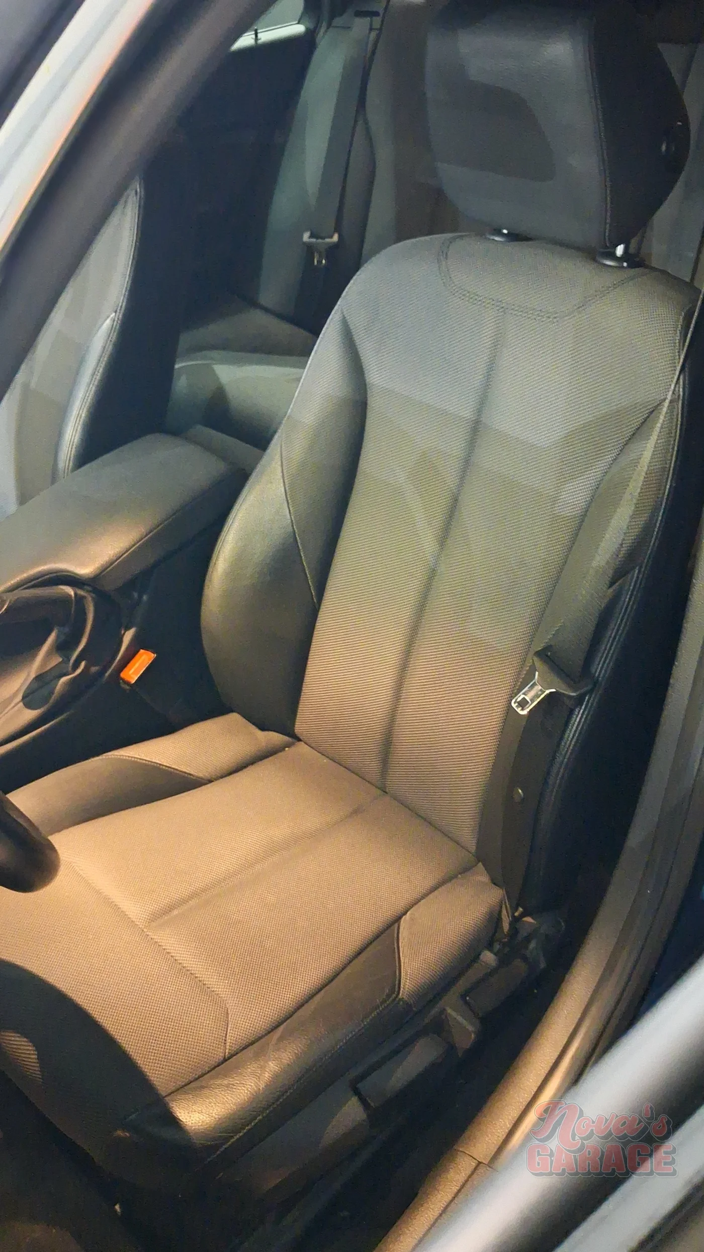 Interior 7
