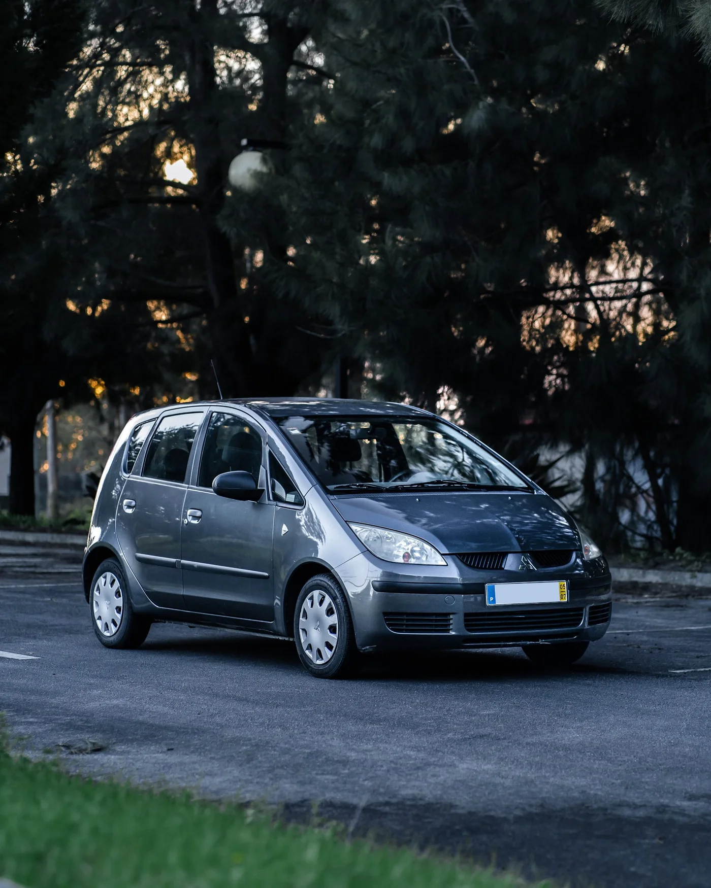 Mitsubishi Colt Exterior 4