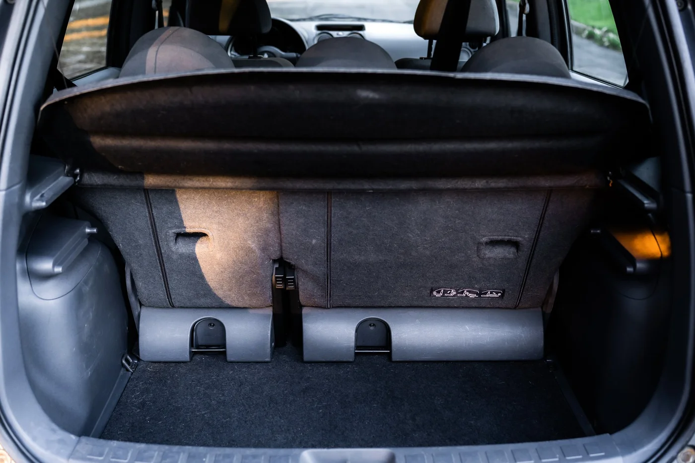 Mitsubishi Colt Interior 6