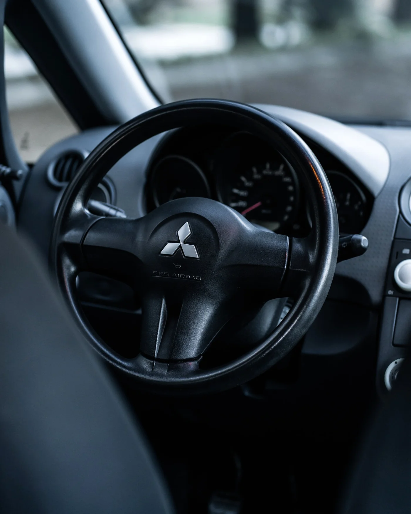Mitsubishi Colt Interior 9
