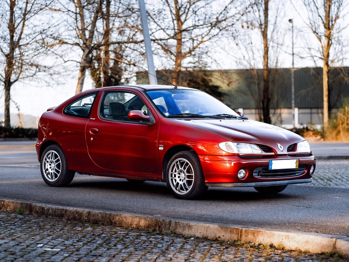Renault Megane Coupe Exterior 3