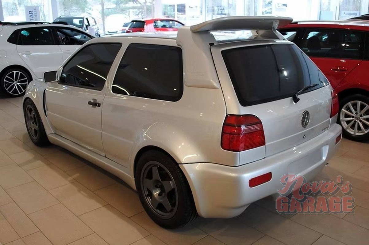 Volkswagen golf a592345